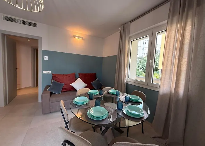 Alfieri2 - Netflix-parking-supermarket-centro