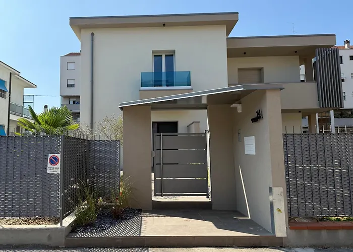 Апартаменты Alfieri2 - Netflix-parking-supermarket-centro