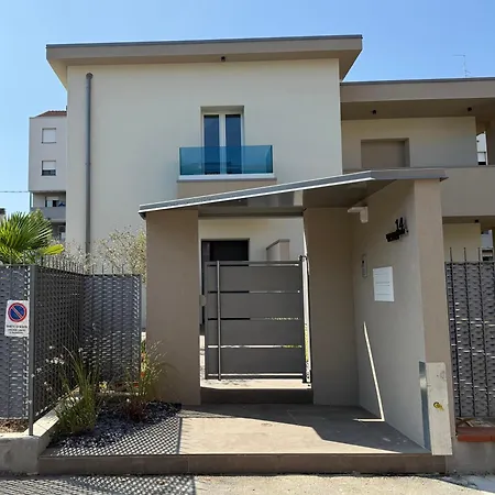 アパート Alfieri2 - Netflix-parking-supermarket-centro